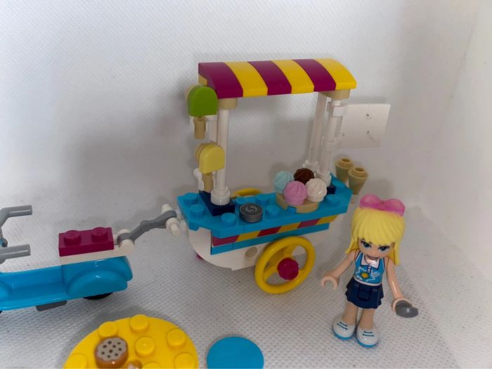 Lego Friends 41389 le chariot de crème glacée complet - photo numéro 3