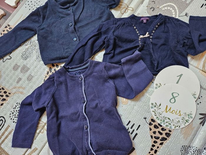 Lot 3 gilets 18 mois