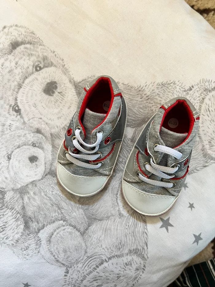 Très joli chaussons bébé