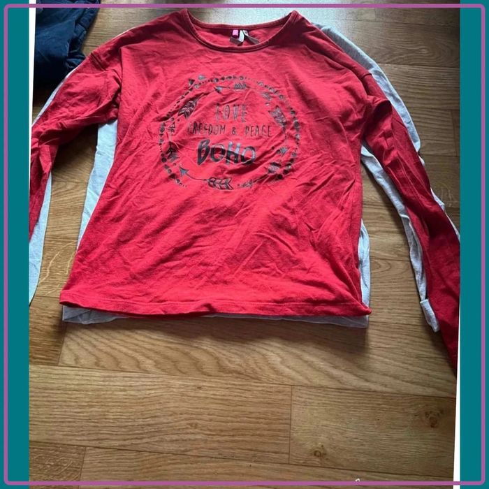Lot 2 tshirts 10 ans - photo numéro 2