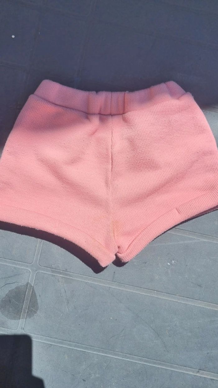 Short 18 mois - photo numéro 2