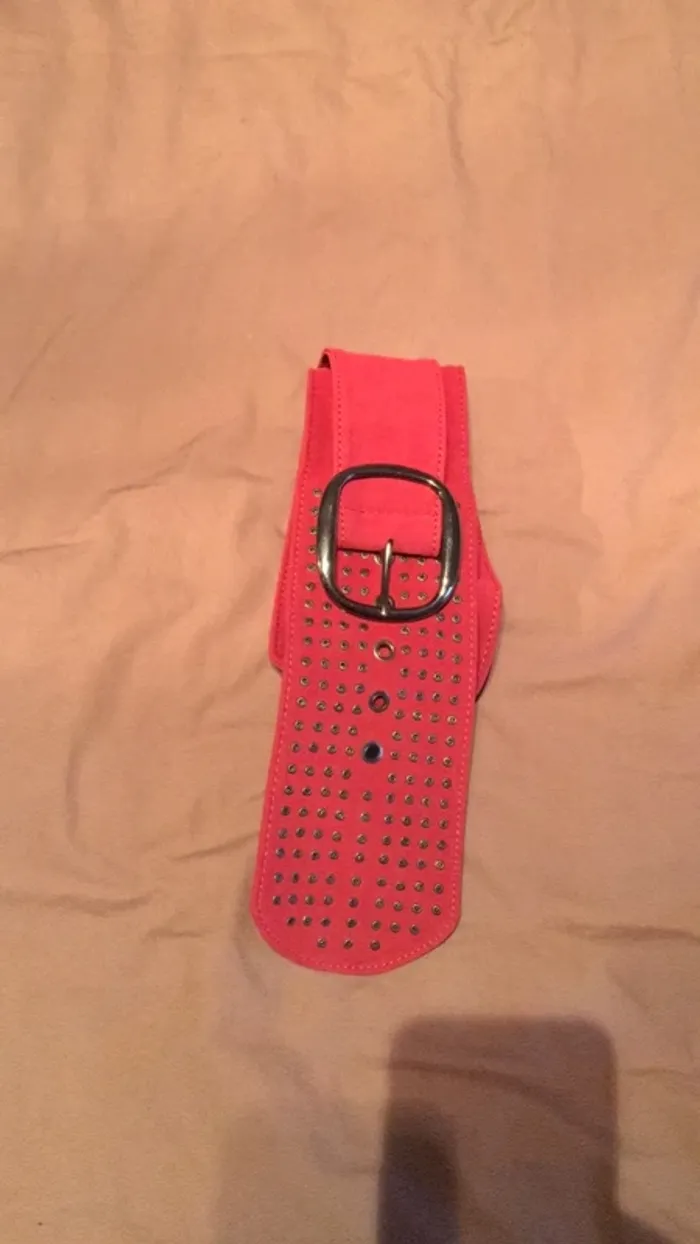 Ceinture rouge avec deco et boucle - photo numéro 2
