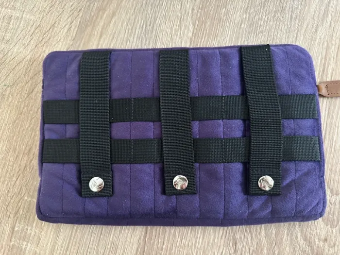 Pochette Cabaïa frontale violet velours - photo numéro 2