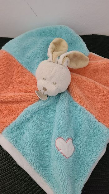 Doudou plat lapin bleu orange coeur Bubble Gum BABY NAT
