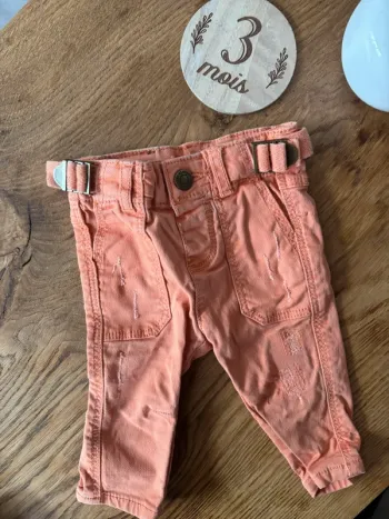 Jean orange 3 mois