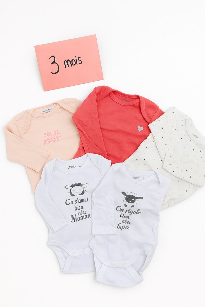 Lot body bébé fille 3 mois