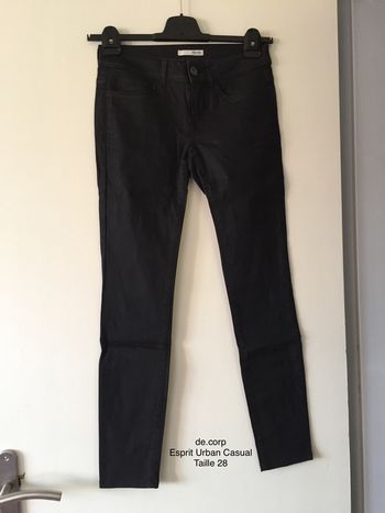 Jeans Esprit Urban Casual noir Taille 28