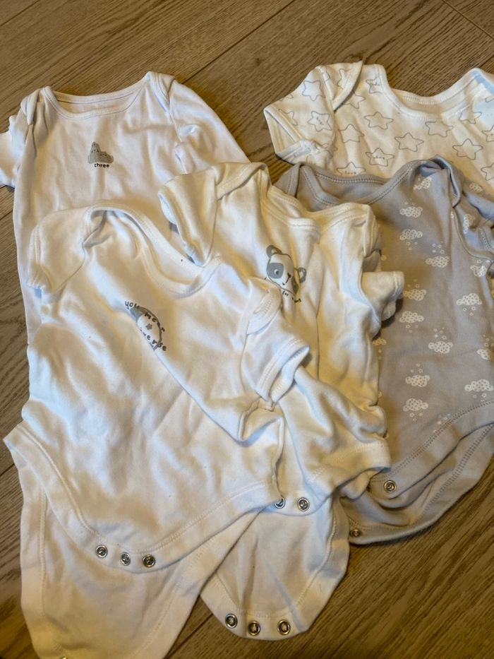 Lot 6 mois - photo numéro 2