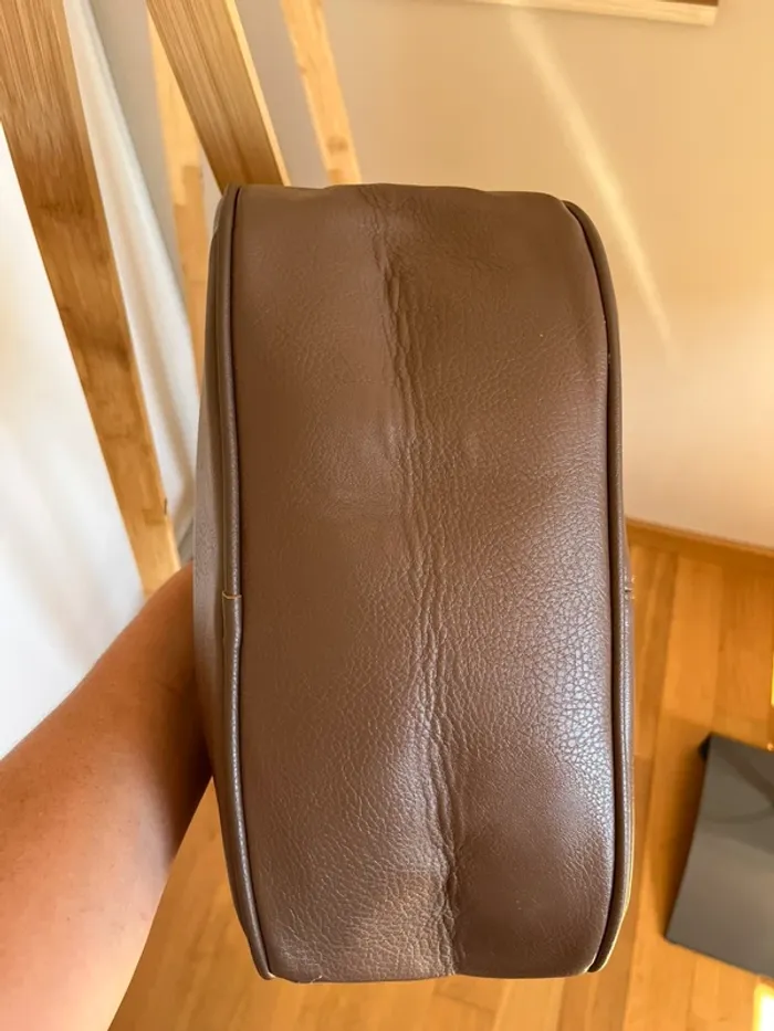 Sac marron en cuir synthétique état neuf [ref 2508SBr190] - photo numéro 7