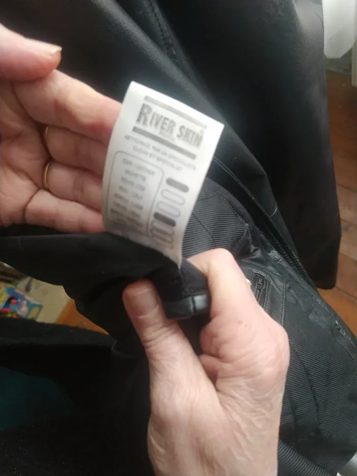 Manteau en cuir - photo numéro 3