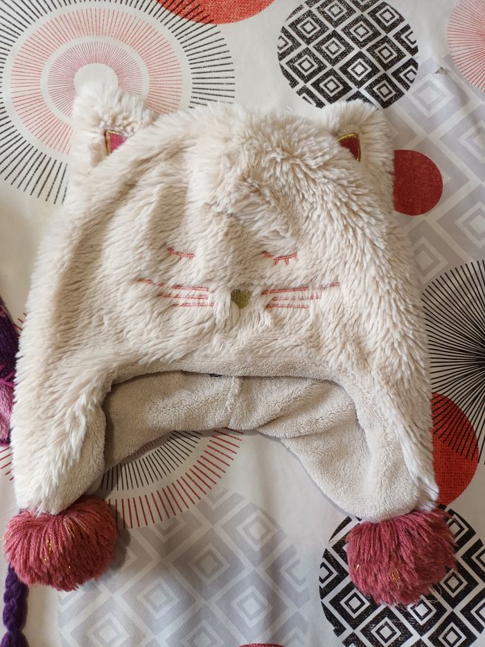 Lot 2 bonnets taille 4 5 ans - photo numéro 2