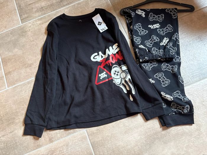 Pyjama 9/10 ans