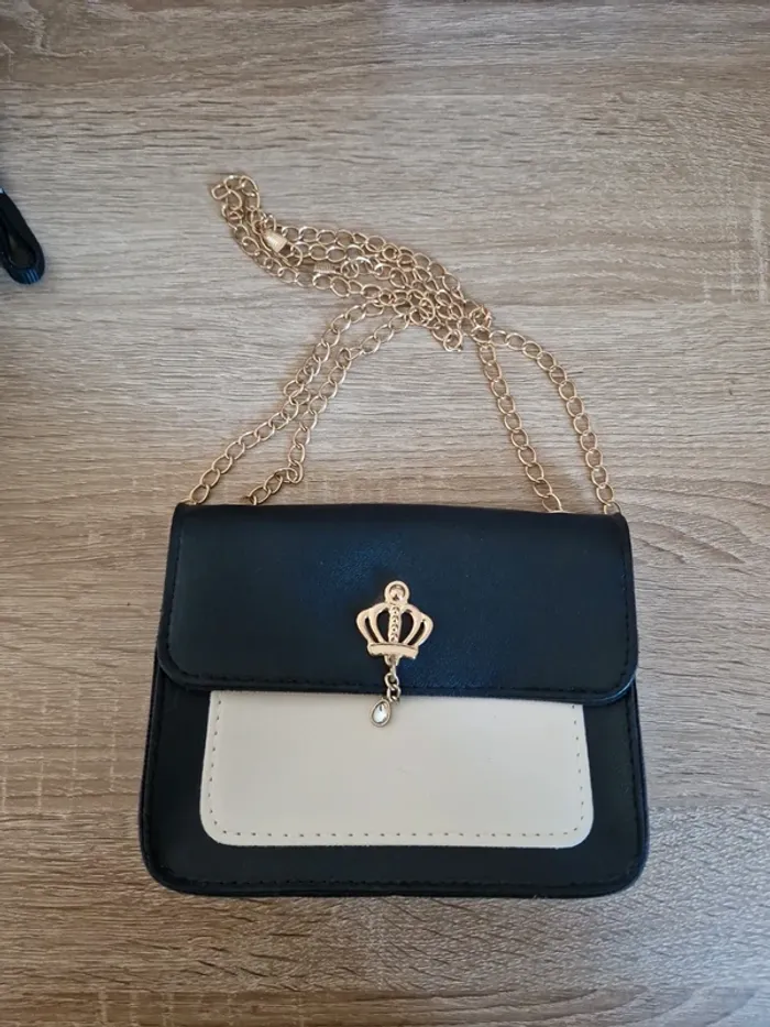 Petit sac à main couronne