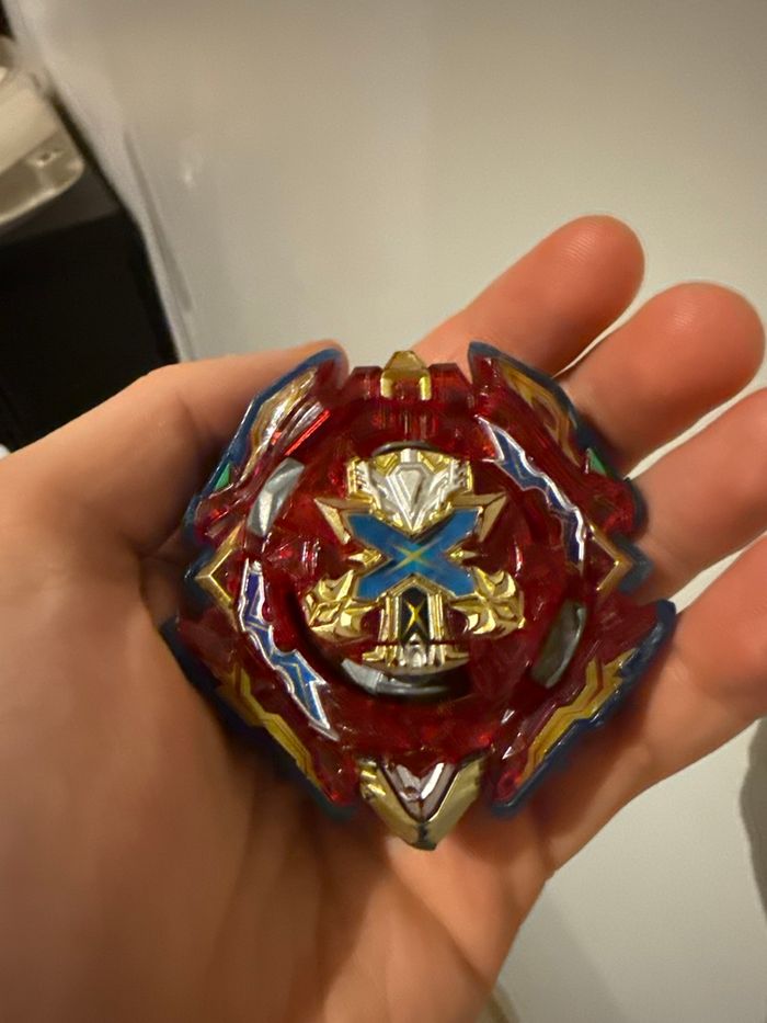 Takara Tomy Xiphoid Xcalibur