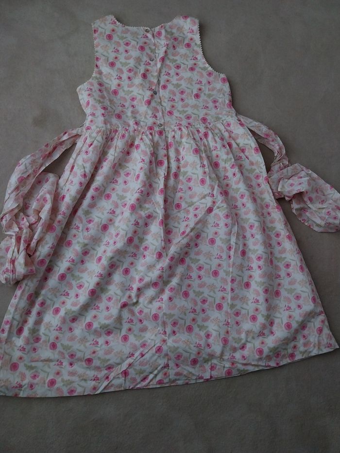 Robe neuve - photo numéro 2