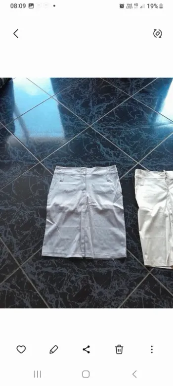 Jupe satinée beige M