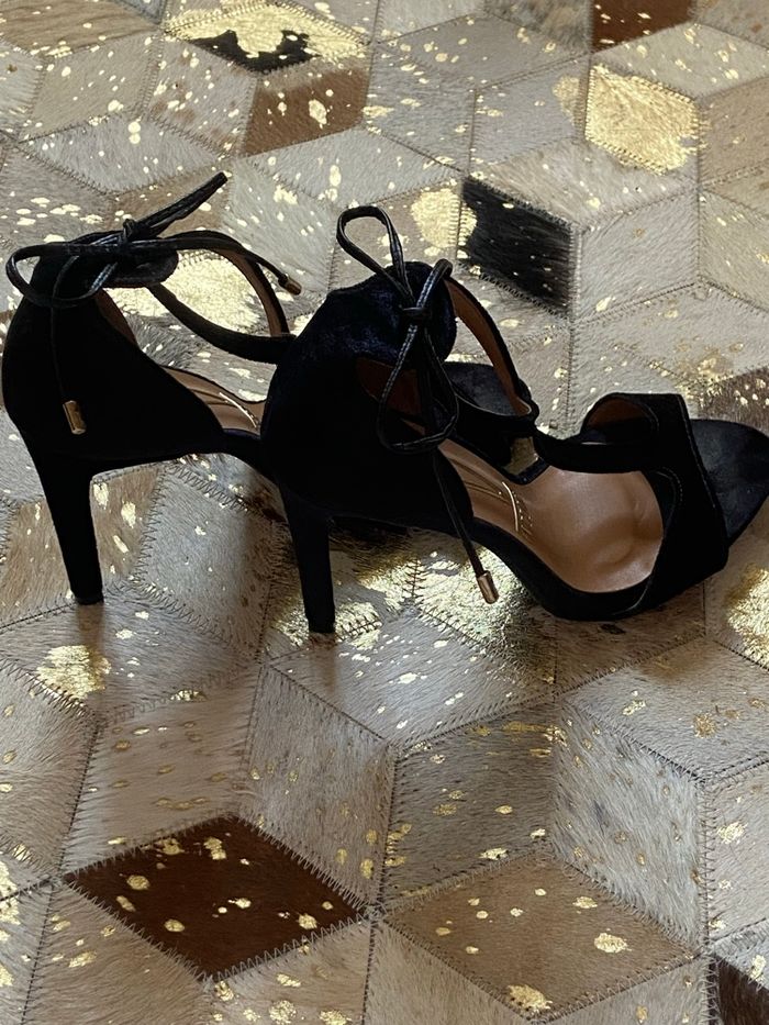 Chaussures à talon - photo numéro 3