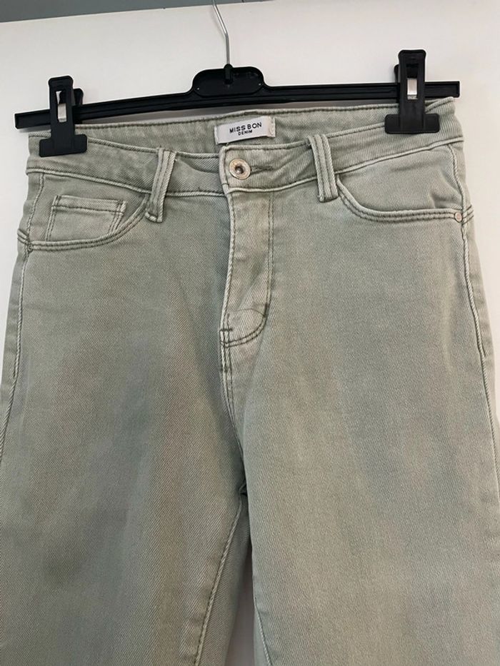 Pantalon jean vert d’eau clair très extensible taille haute coupe skinny Miss Bon taille 36 - photo numéro 4