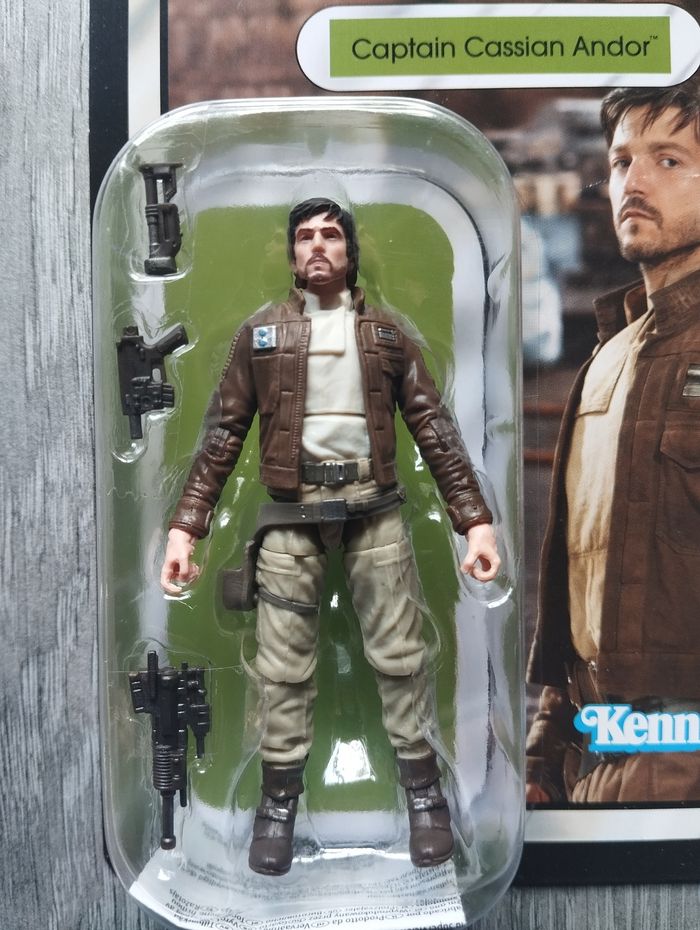 Star Wars Rogue One : Cassian Andor Figurine Vintage Collection 9.5cm - photo numéro 3