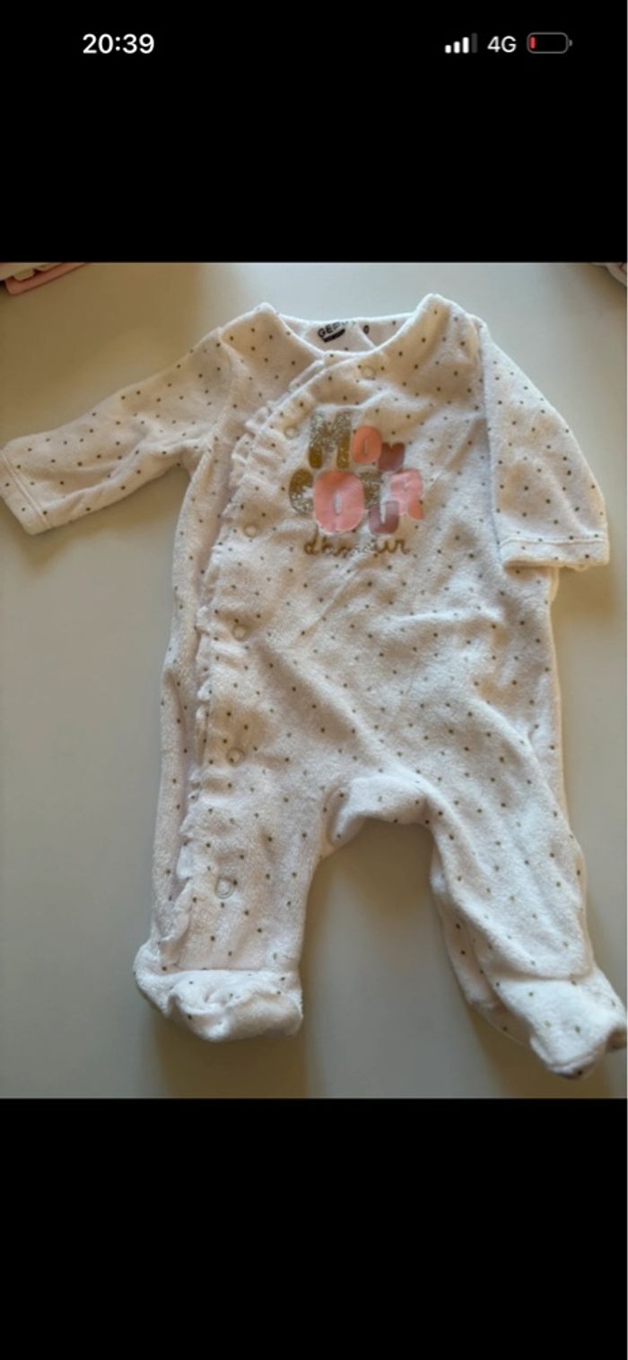 GROS LOT BÉBÉ 0 MOIS - photo numéro 2