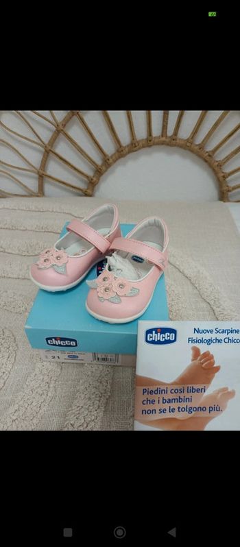 Paire de chaussures Premiers Pas Physiologiques Chicco neuves dans leur boîte d'origine 🏷