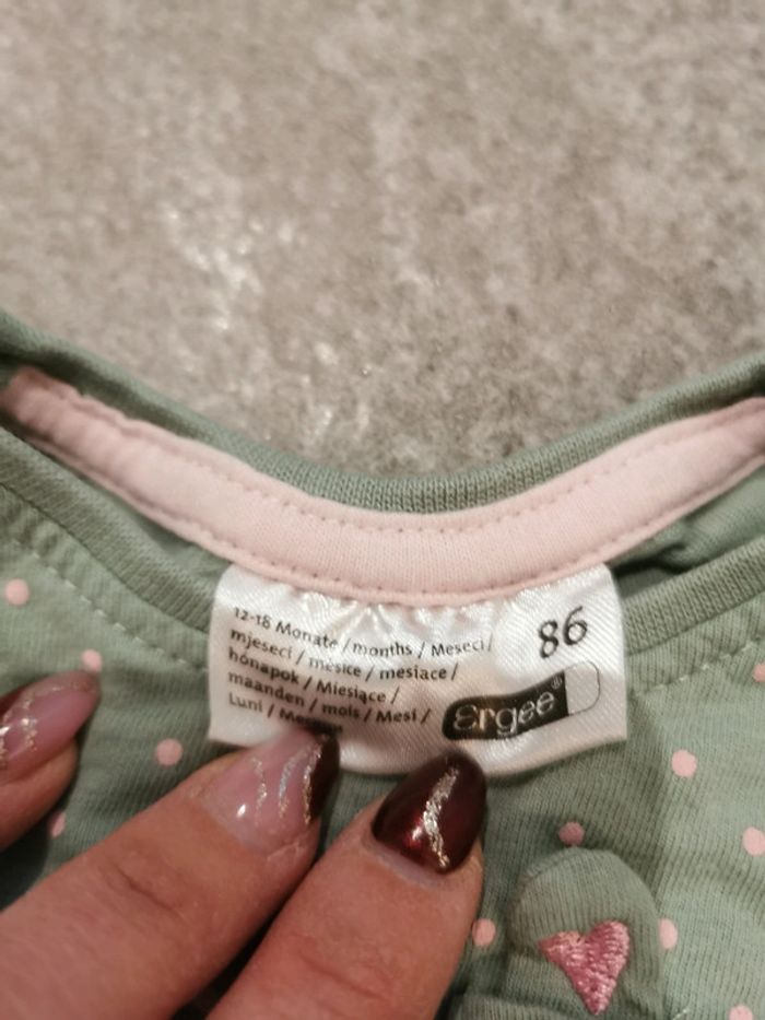 T-shirt à manches longues bébé fille 12/18 mois comme neuf - photo numéro 3