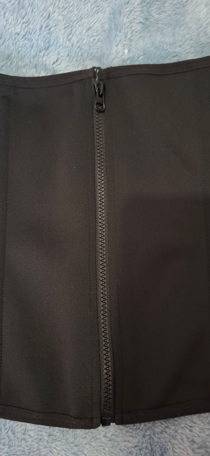 Gaine pour femme - photo numéro 7