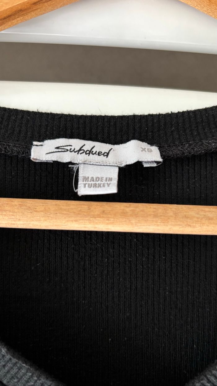 Haut SUBDUED Taille XS - photo numéro 2
