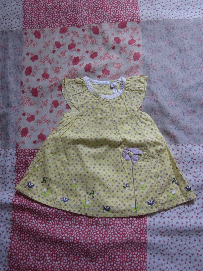 Robe été sans manches jaune 3 mois