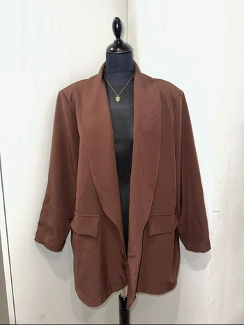 Veste marron neuve avec étiquette