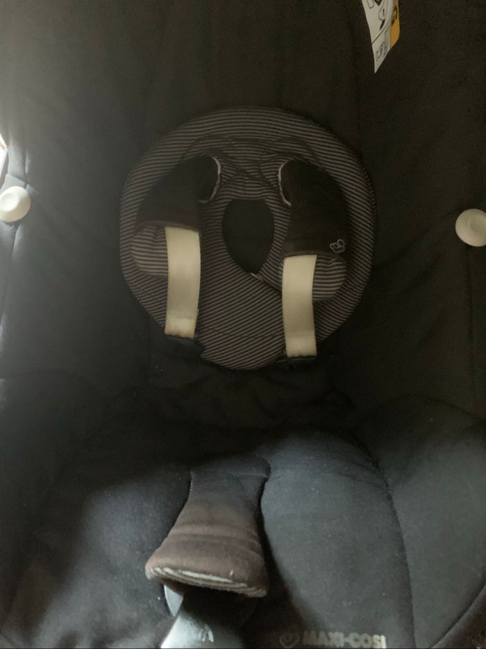 Pack cosi+siège auto+base isofix+adaptateur+poussette quiny zapp 2