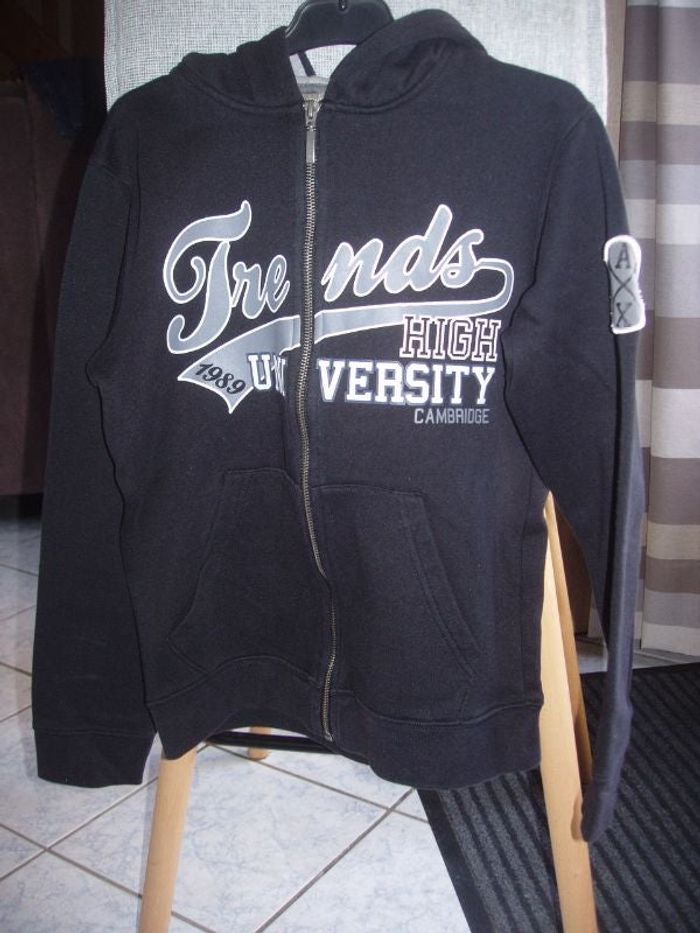 gilet molleton avec capuche