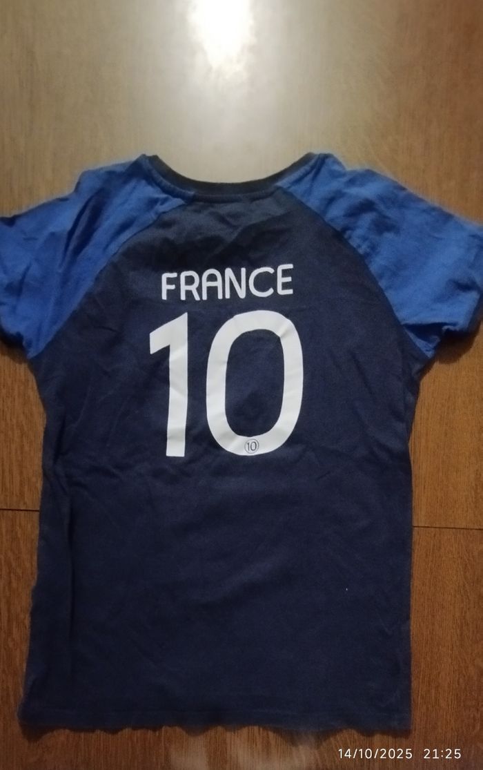 Tee-shirt - photo numéro 2