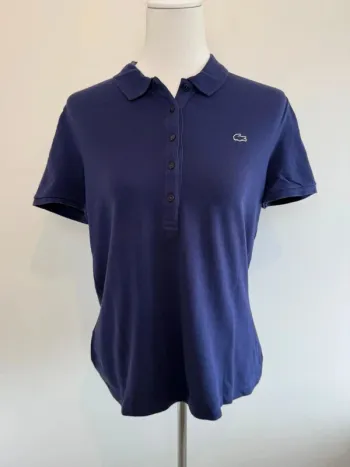 Polo Lacoste femme mauve foncé taille 46 soit XL super état
