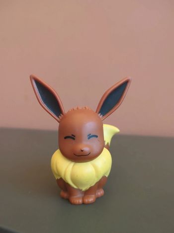 figurine pokemon Evoli