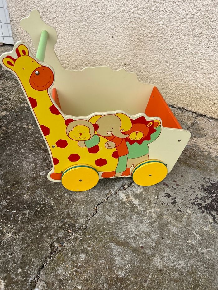 Chariot à roulettes