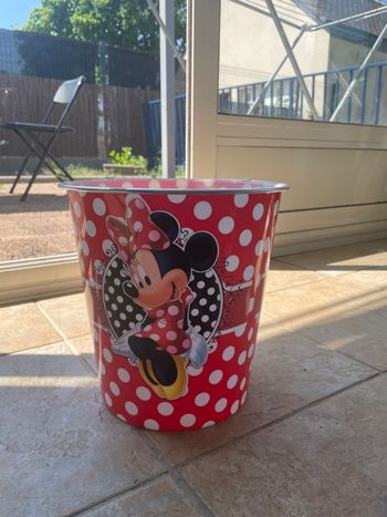 Poubelle Disney 