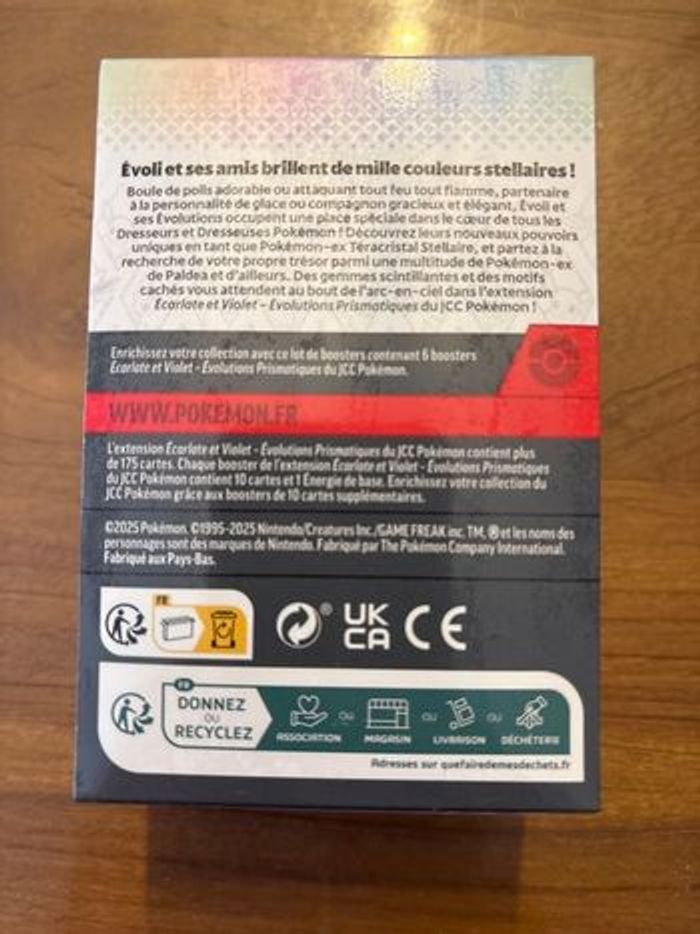 Bundle évolution prismatique Pokémon scellé - photo numéro 2