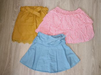 Lot jupes filles 8 ans