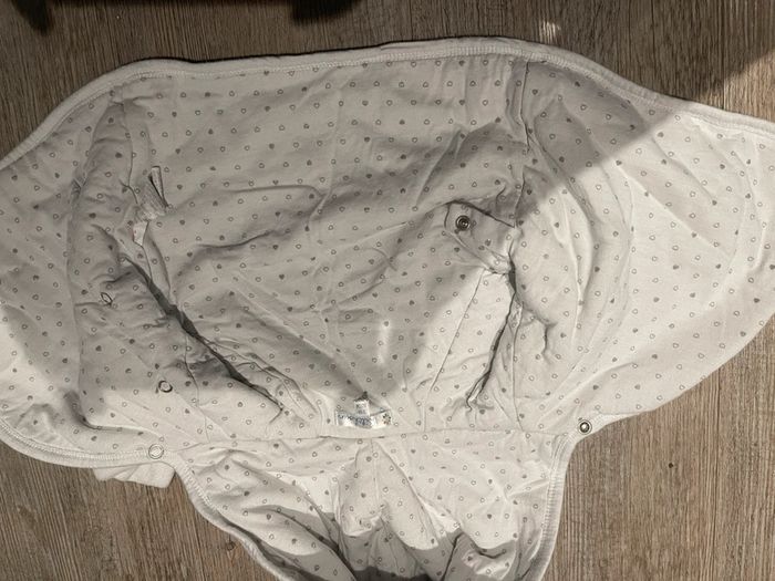 Gilet épais taille 3 mois - photo numéro 3