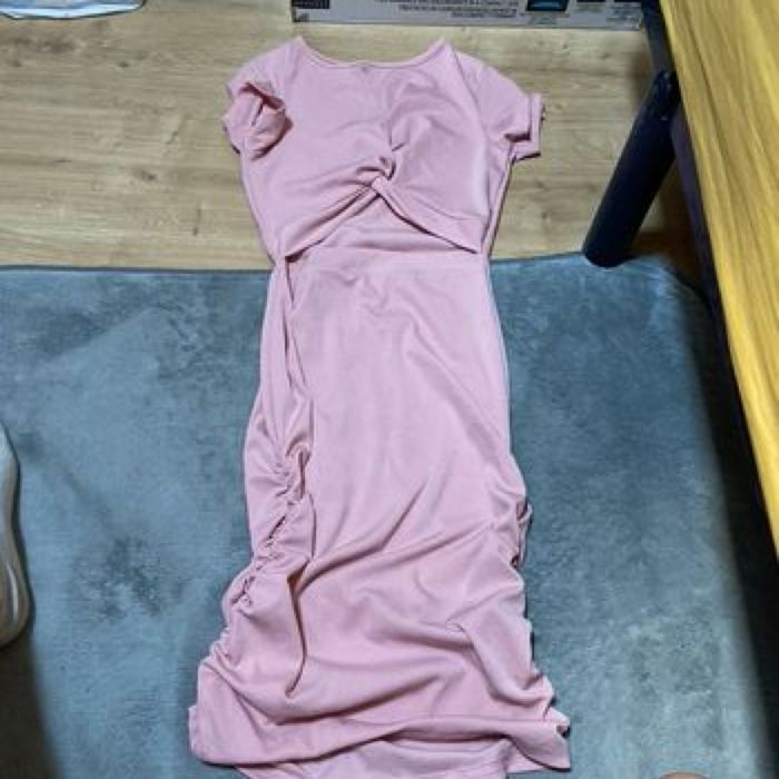 Robe rose