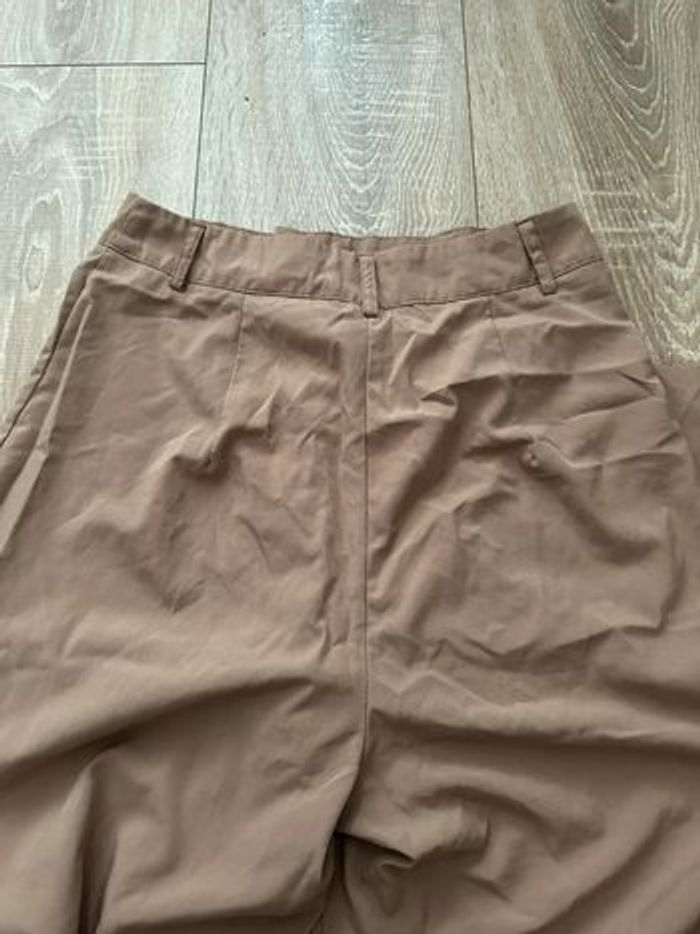 Pantalon tailleur beige - photo numéro 2