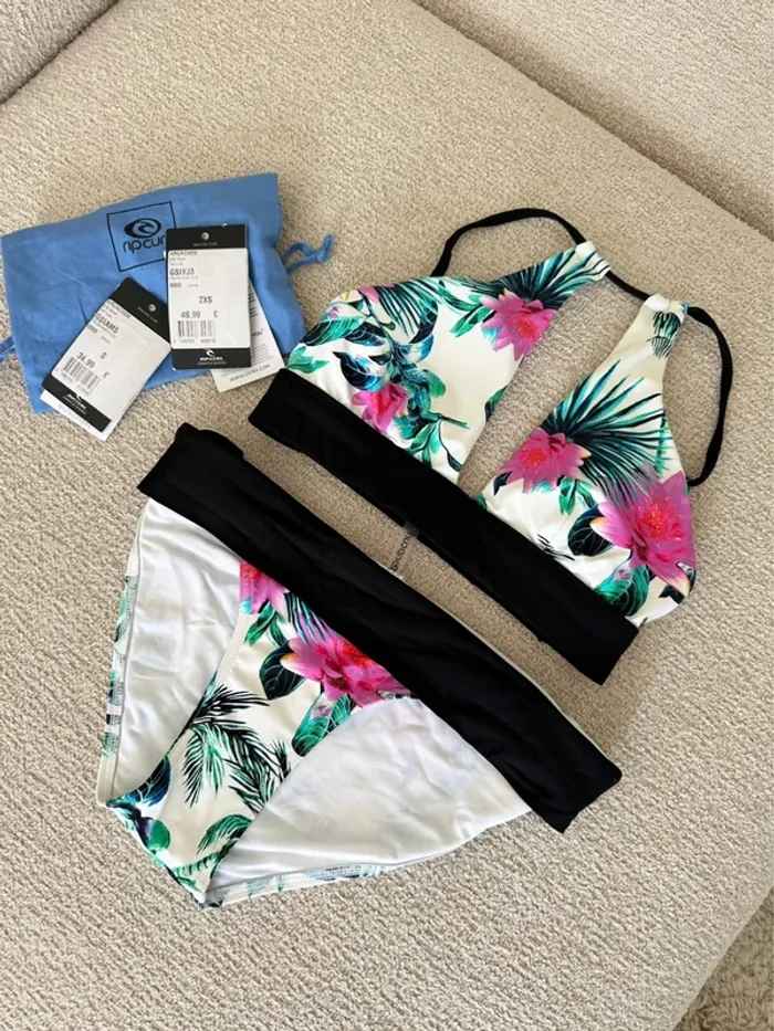 Bikini tropical ripcurl 🌺