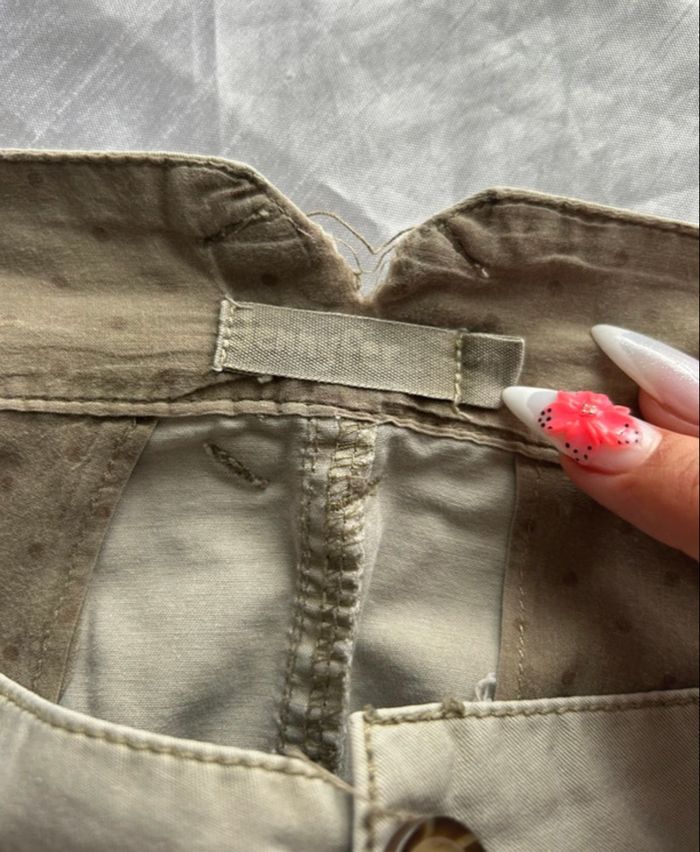 Jupe courte beige - photo numéro 2