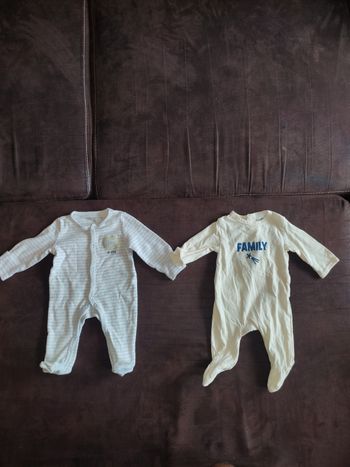 Lot de 2 pyjamas légers taille 1 mois