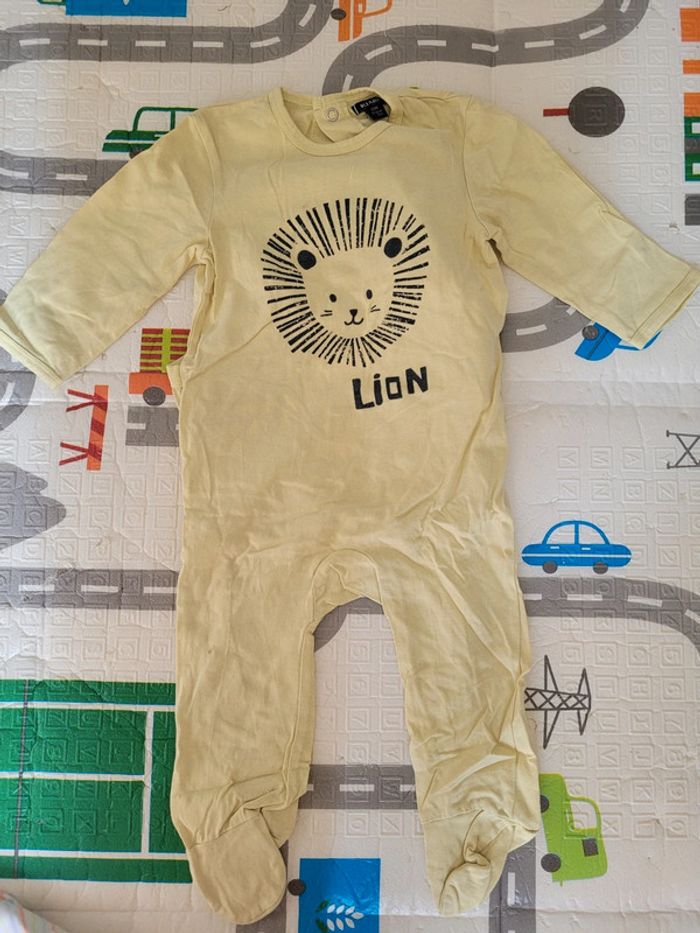 Lot pyjamas léger 12 mois - photo numéro 5