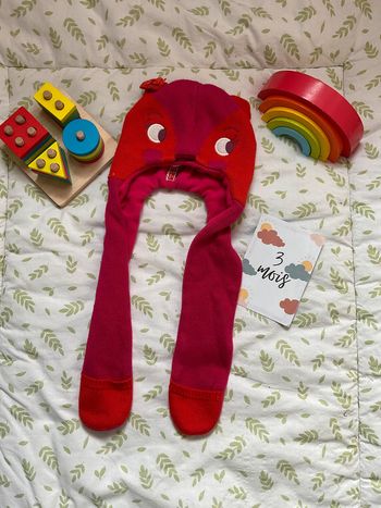 bonnet avec écharpe intégrée 0/3 mois du pareil au même