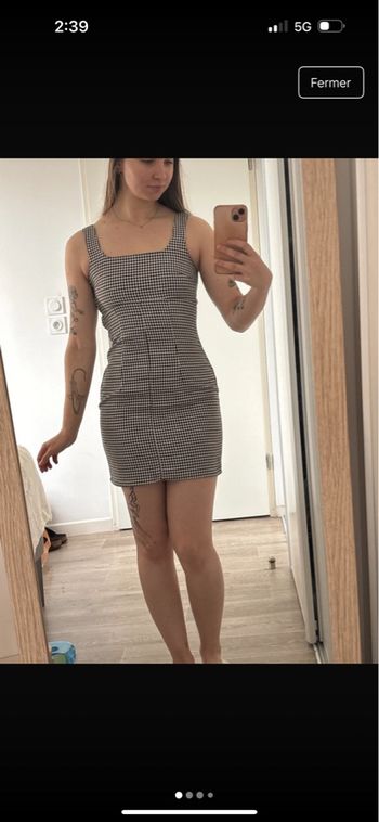 Robe courte noire et blanche H&M