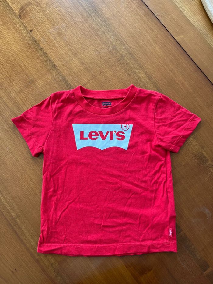T-shirt Levis rouge