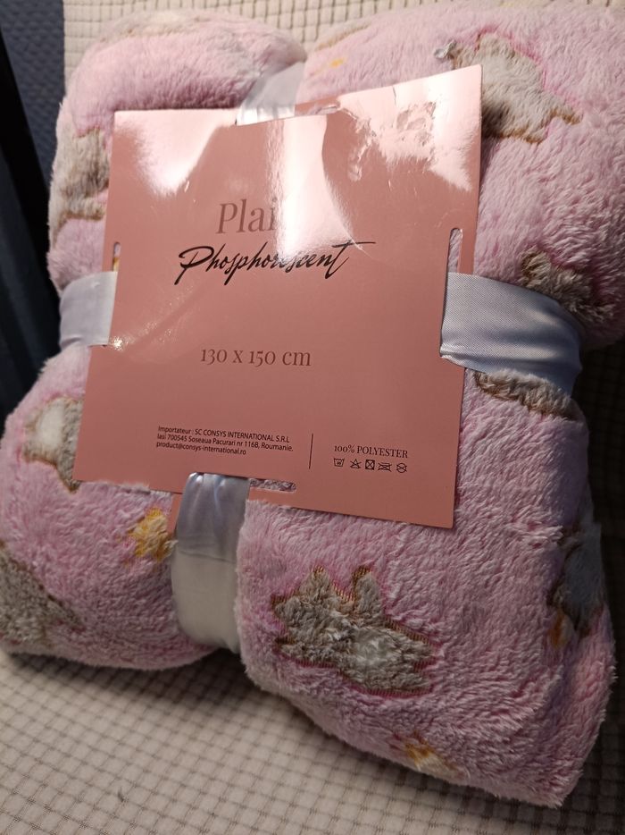 Plaid phosphorescent neuf avec étiquette - photo numéro 2